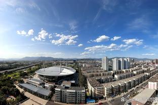 洛城德比！湖人首发：里夫斯、詹姆斯、雷迪什、普林斯、戴维斯